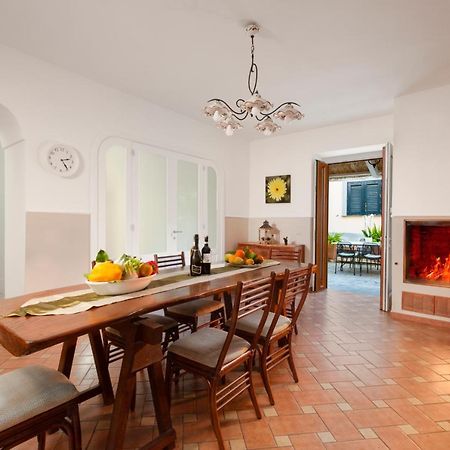 Casa Sorrento, Immerso Nel Verde A Pochi Passi Dal Centro Buitenkant foto