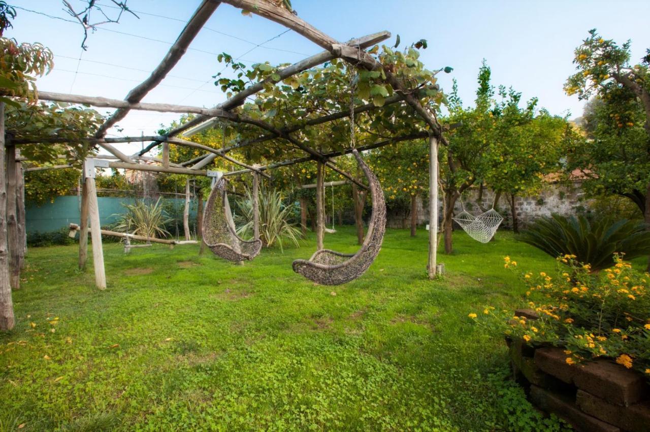 Casa Sorrento, Immerso Nel Verde A Pochi Passi Dal Centro Buitenkant foto
