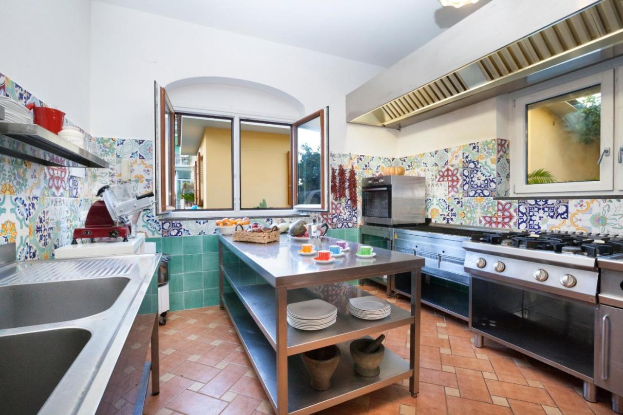 Casa Sorrento, Immerso Nel Verde A Pochi Passi Dal Centro Buitenkant foto