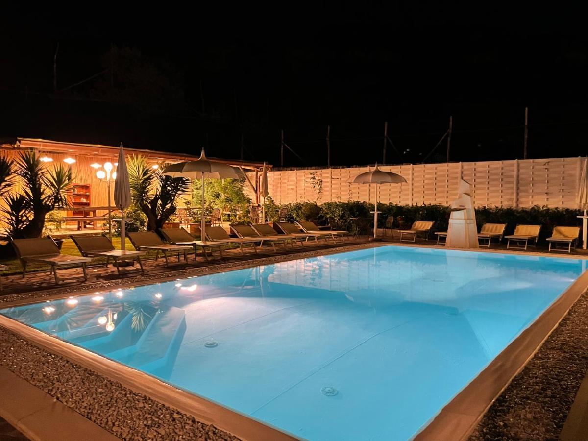 Casa Sorrento, Immerso Nel Verde A Pochi Passi Dal Centro Buitenkant foto