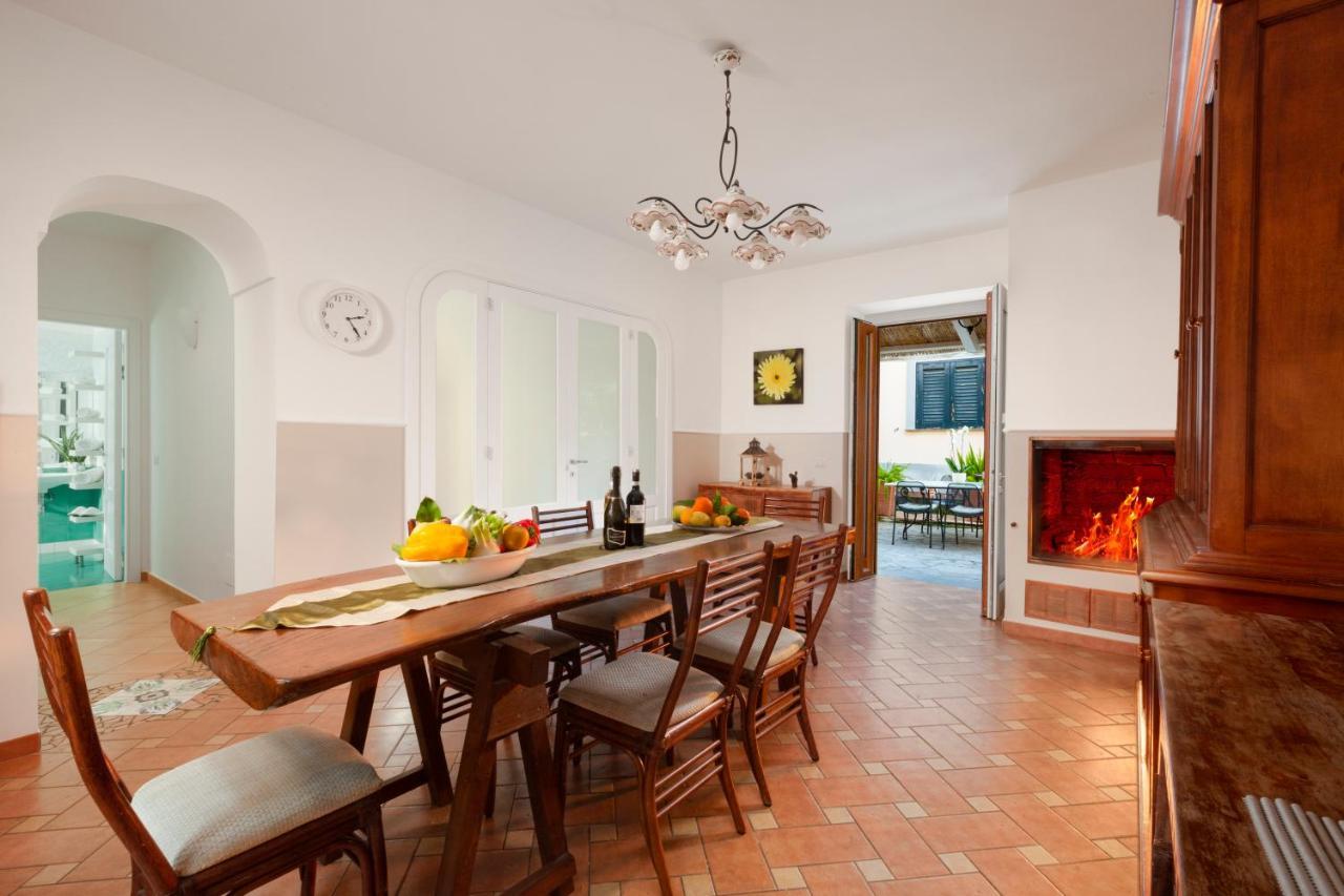 Casa Sorrento, Immerso Nel Verde A Pochi Passi Dal Centro Buitenkant foto